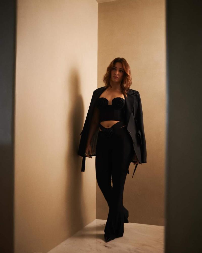 hot-lovely-tamannaah-photoshoot